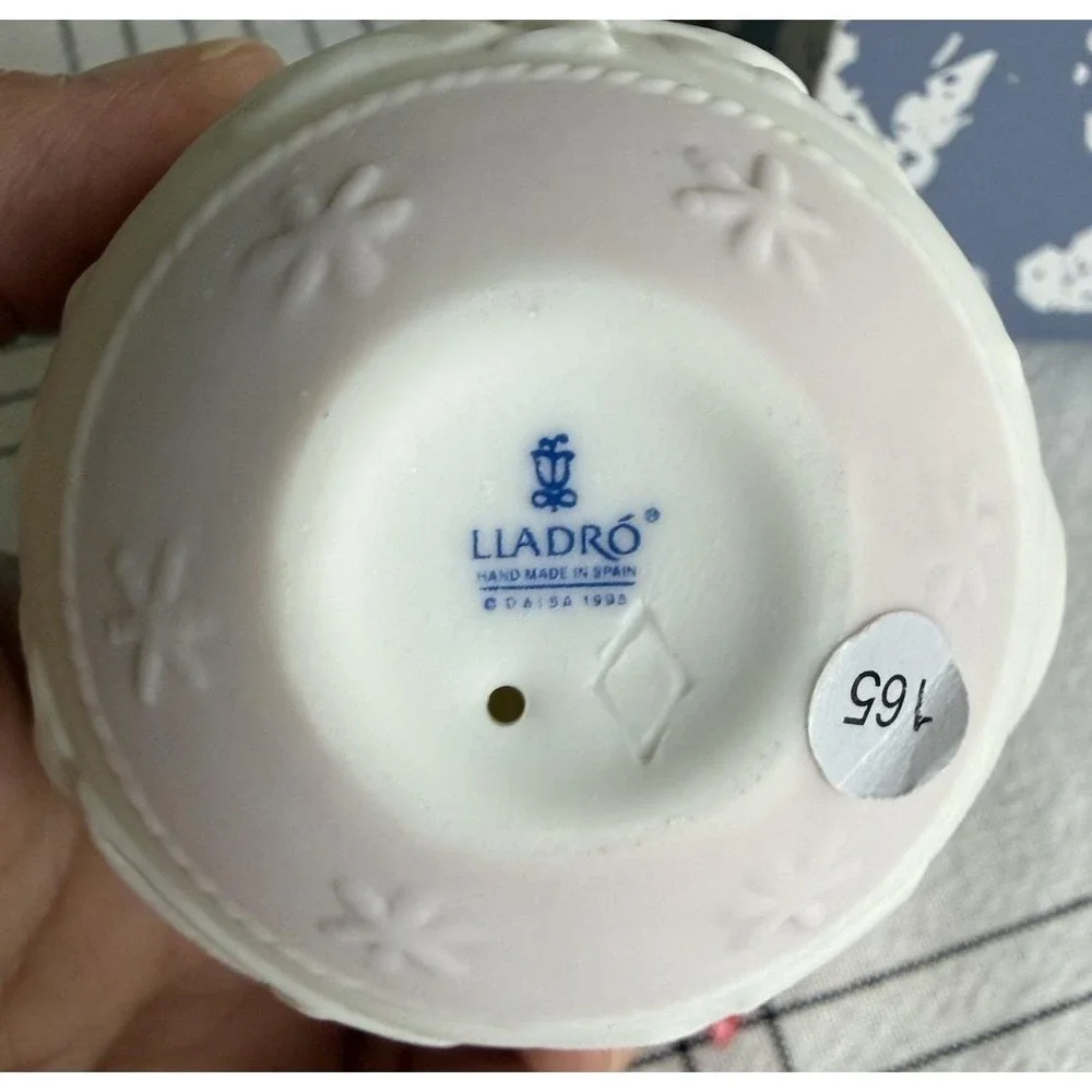 Lladro Vintage Christmas Ornament 16265 'Santa's Journey' 1996 w/Original Box